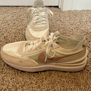 Nike Waffle One Womens shoes